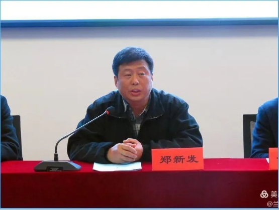 市安定区公园路中学全面启动,福州市教育研究院副院长郑新发发表讲话